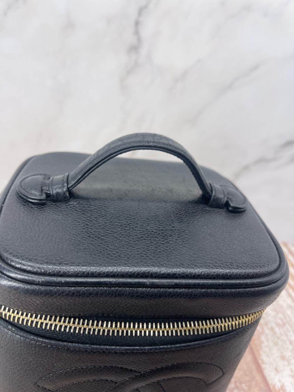 AUTHENTIC Chanel Vintage Black Caviar CC Tall Timeless Vanity Case - Picture 3 of 17